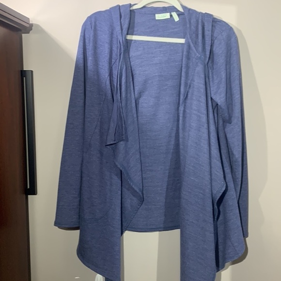 Logo Lounge-blue hoodie sweater size small generous sizing pockets like new - Picture 6 of 7